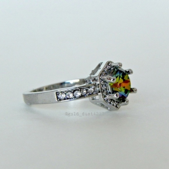 Stunning Mystic Topaz Halo Ring - Picture 4 of 5